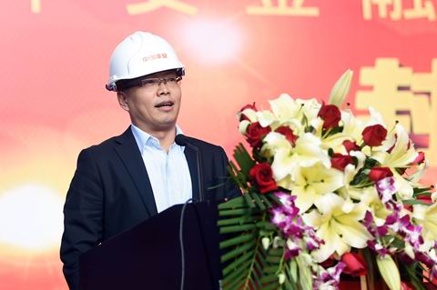 深圳平安金融中心南塔喜迎封顶5.jpg